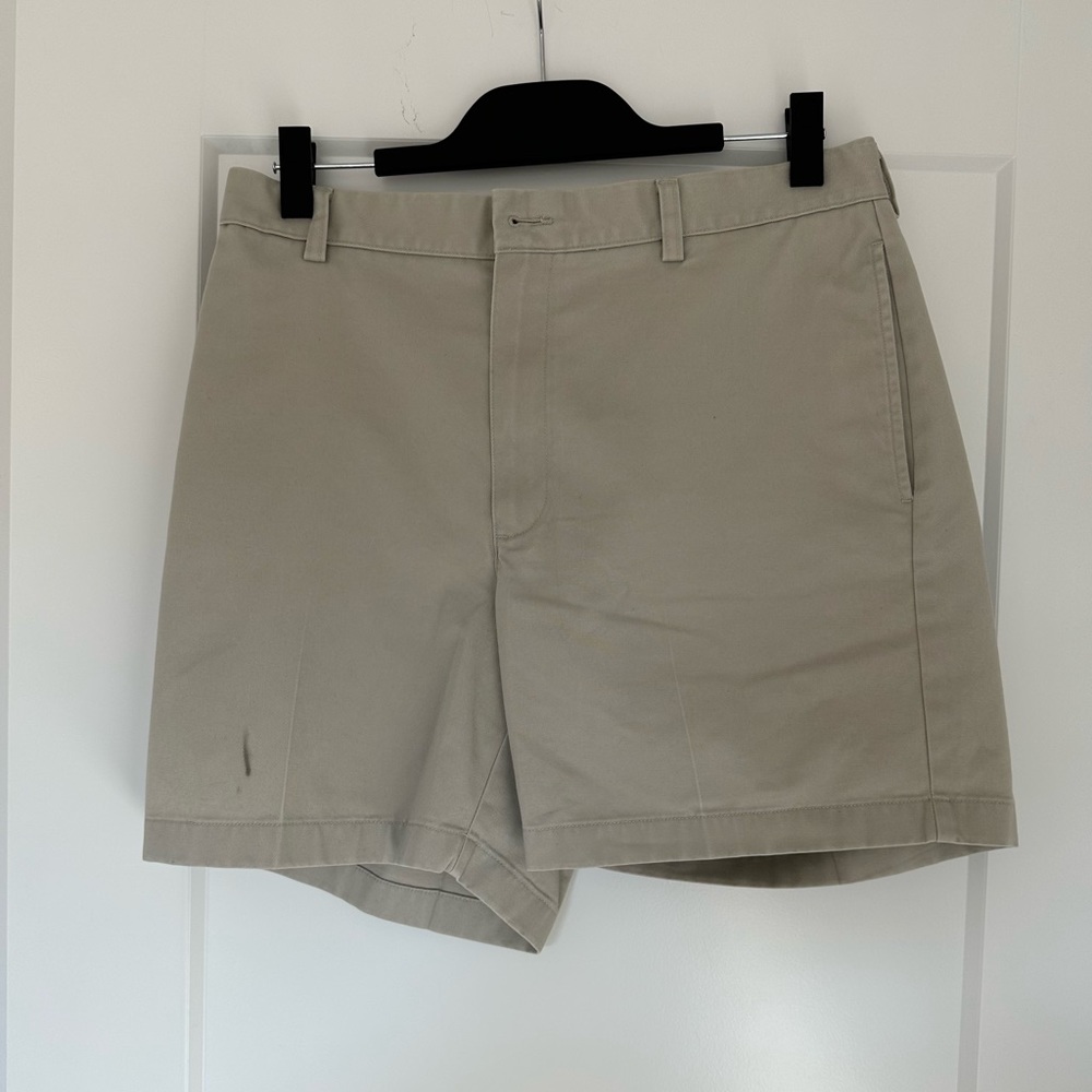 LL Bean Men’s Double L Chino Short